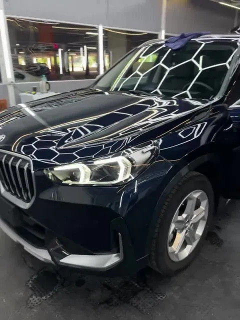 Программная настройка BMW: подключение оборудования в боксе